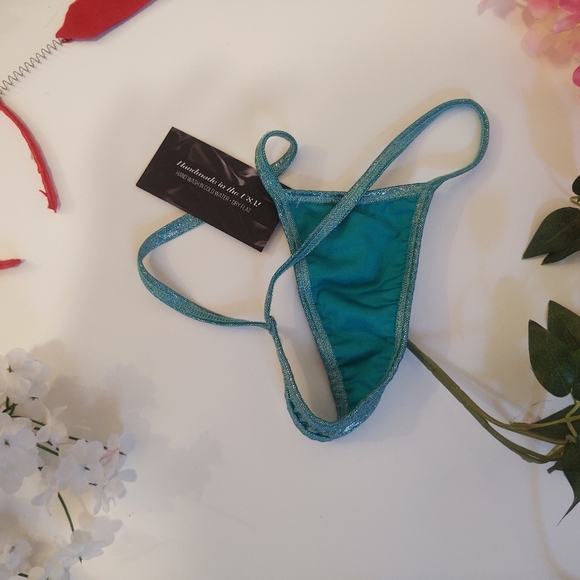 Twinkle V Back Panties - Picture 2 of 2